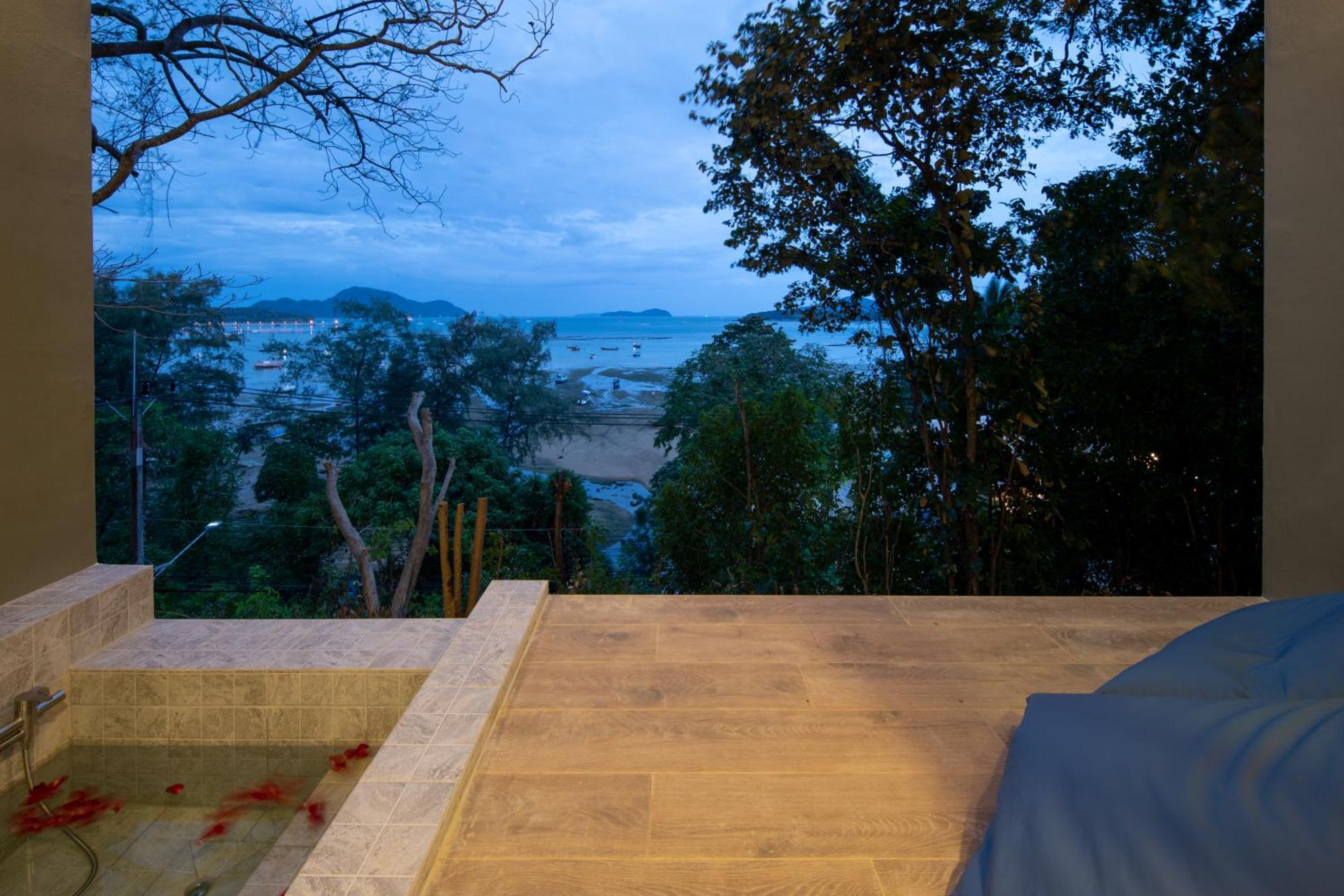 Nature Vista Rawai Nai Harn Екстер'єр фото